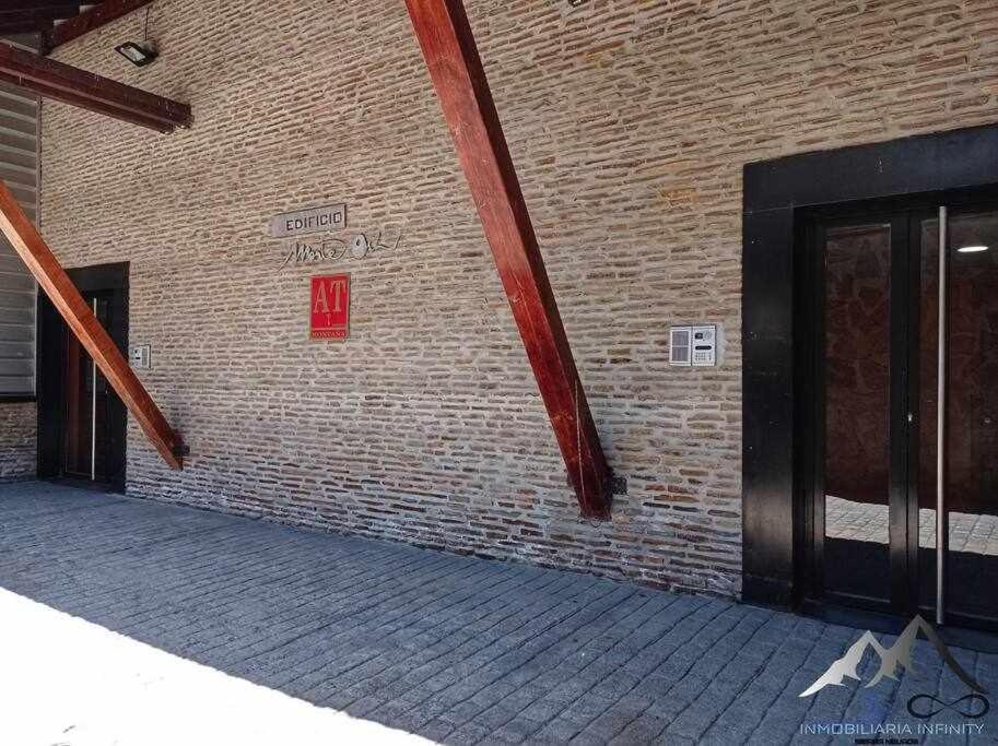 Apartamento En Ed Monte Oiz シエラネバダ エクステリア 写真